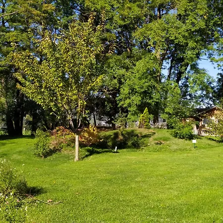 Arthur Et Germaine Maisonnette A La Campagne Avec Un Grand Jardin * Saint-Jeoire-Prieure